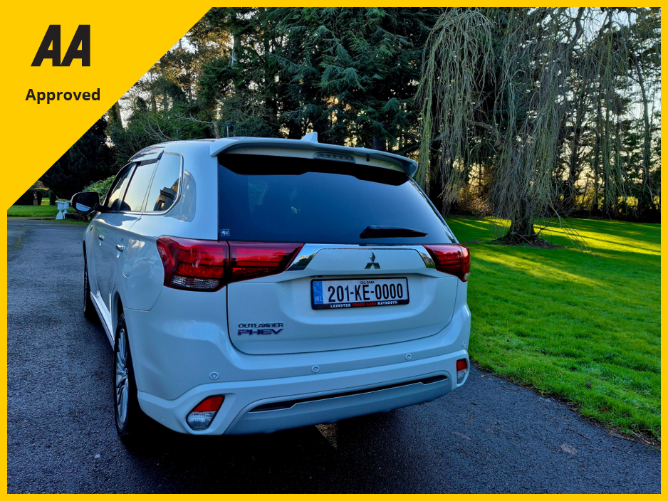2020 Mitsubishi Outlander PHEV+4WD+AUTO €26,995