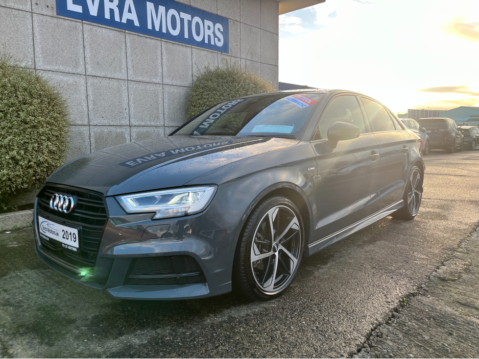 2019 Audi A3 S-LINE BLACK EDITION SALOON AUTOMATIC 1.4 PETROL //HIGH SPEC//LOW MILES//HALF LEATHER HEATED SEATS//KEYLESS ENTRY//ADAPTIVE CRUISE CONTROL//