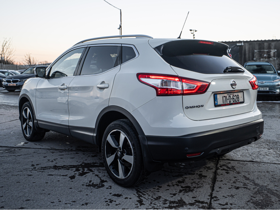 2017 Nissan Qashqai 2017 Qashqai 1.2/1 owner/High spec/1yr warranty €15,888