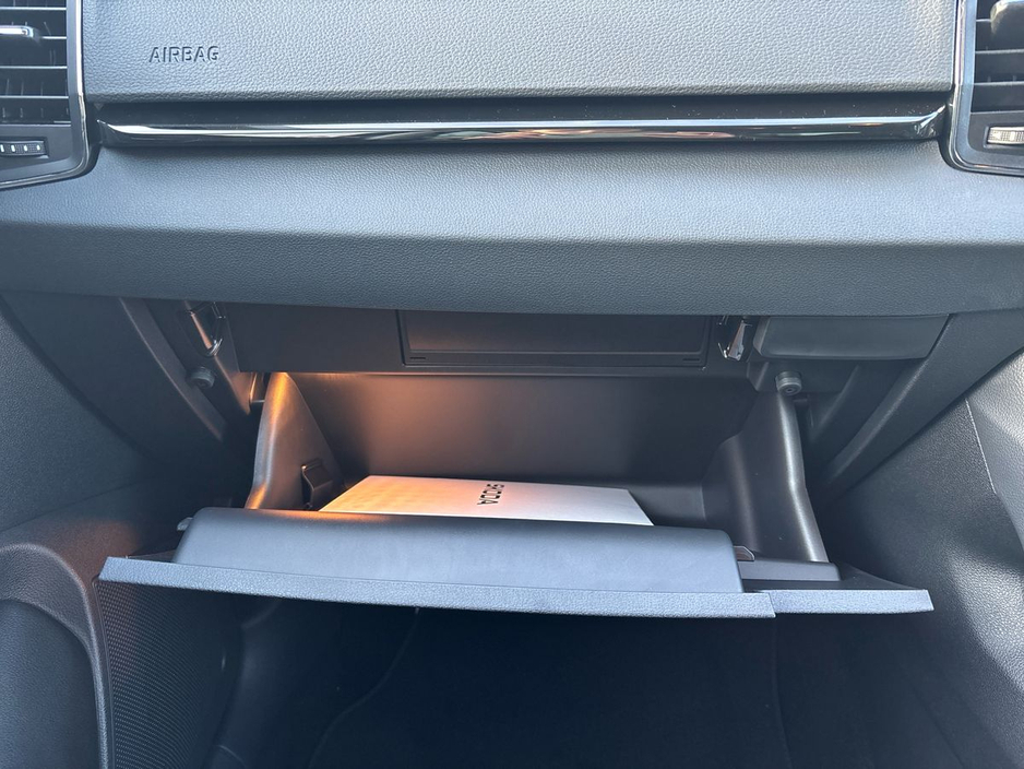 2026 Skoda Karoq Selection Plus 2.0TDI 115HP - Available for immediate 261 delivery €44,995