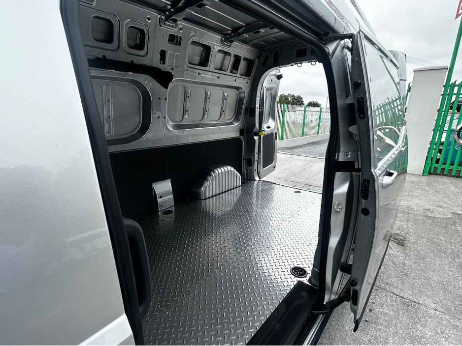 2026 Maxus Deliver 7 SILVER METALLIC HIGH ROOF IN STOCK