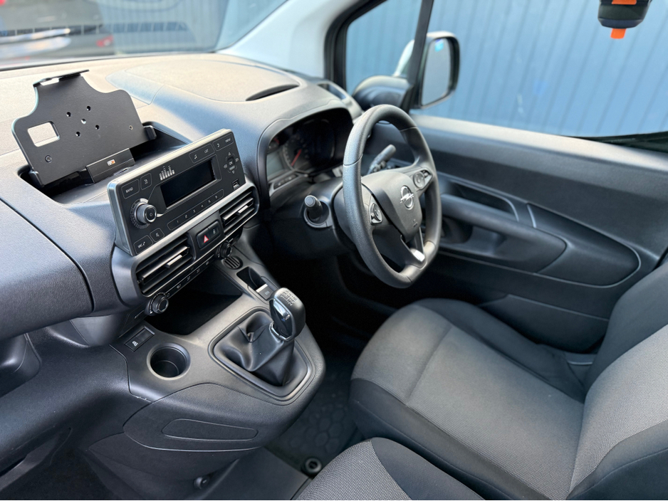 2021 Opel Combo 3 SEATER - 1.5 DIESEL - MANUAL - 12M WARRANTY - CAR: 1599 €14,950