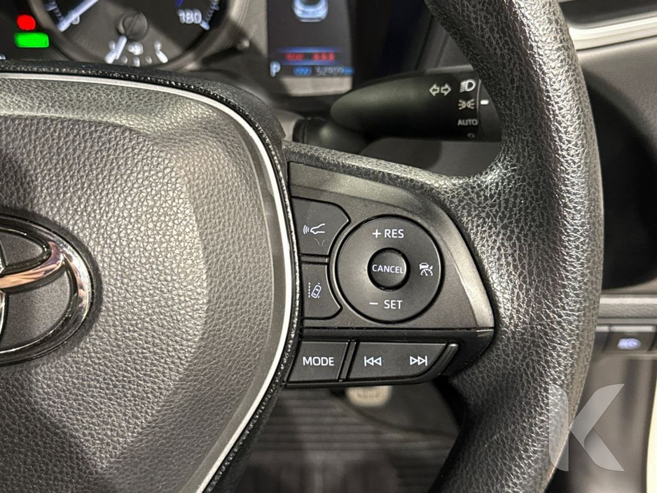 2020 Toyota Corolla 1.8 HYBRID - MULTI FUNCTION STEERING WHEEL - CRUISE CONTROL - LANE KEEP ASSIST - HEATING / AC CONTROLS - REVERSE CAMERA - ELECTRIC WINDOWS €20,950