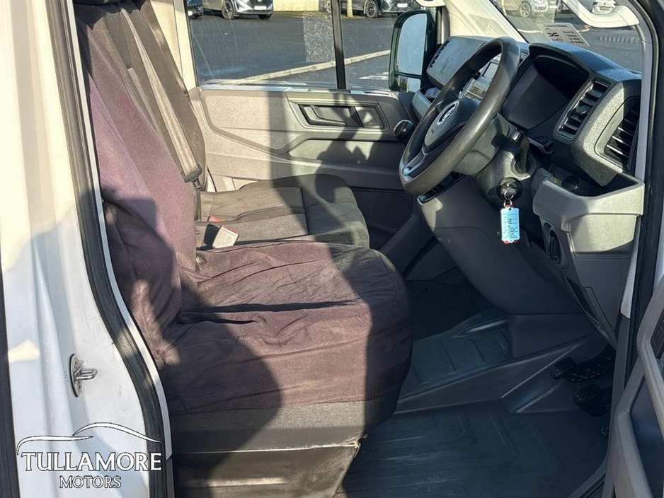 2020 Volkswagen Crafter CRAFTER 30 MWB 140BHP M6F 5DR €17,500