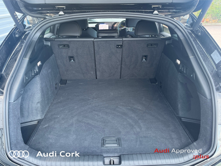 2025 Audi A6 Avant e-tron AVANT E-TRON PERFORMANCE S-LINE AUTOMATIC €73,995