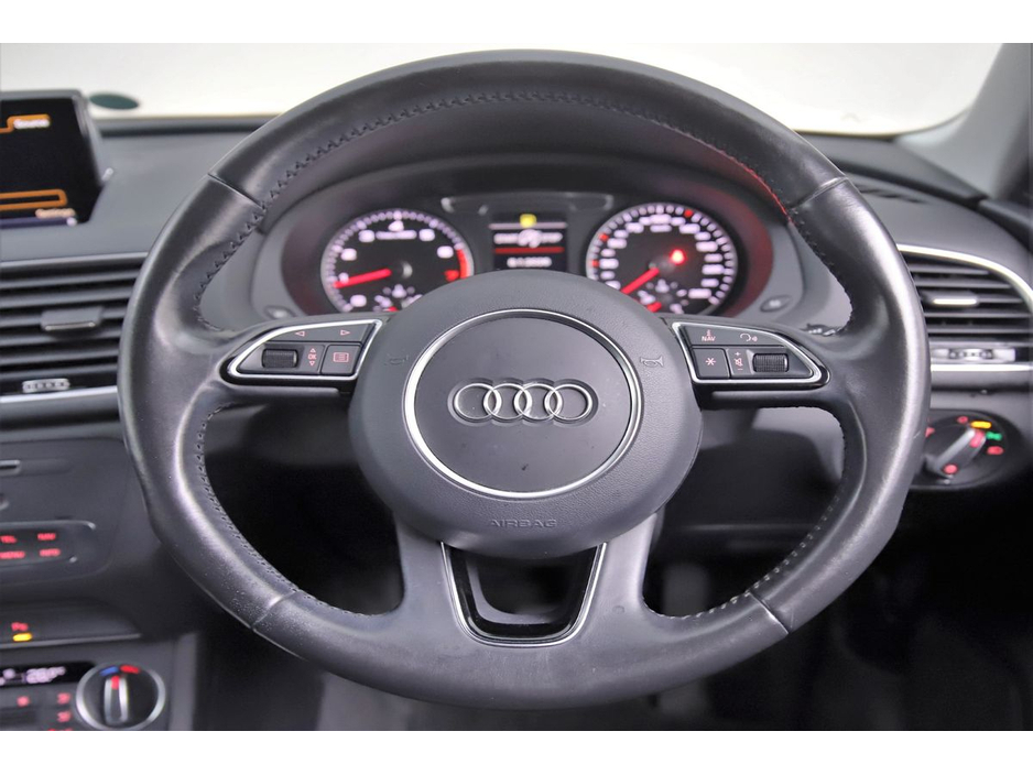 2017 Audi Q3 1.4 TFSI S-TRONIC *PARK SENSORS*REVERSE CAM*