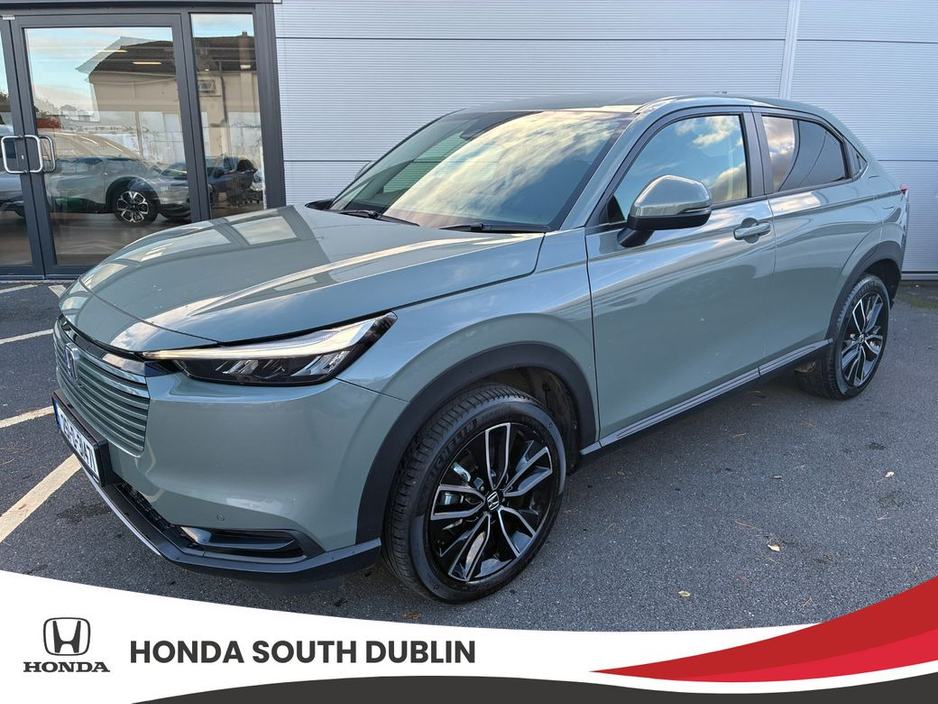 2025 Honda HR-V E:hev Elegance €38,995