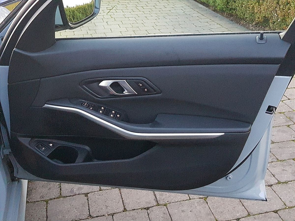 2025 BMW 3 Series 330e M Sport Touring €54,995