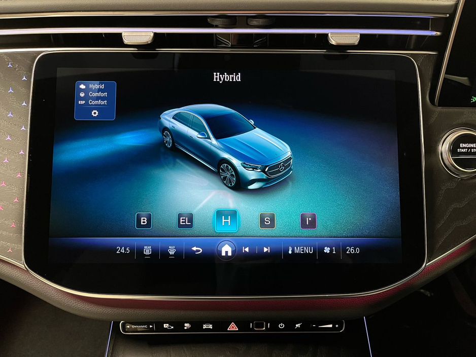 2026 Mercedes-Benz E Class 300de AMG - 19 Inch Alloys - Panoramic Sunroof - Reversing Camera - Ambient Lighting - Sat Nav - Climate Control - Electric Heated Memory Seats - Keyless Start - Apple CarPlay/Android Auto €91,288