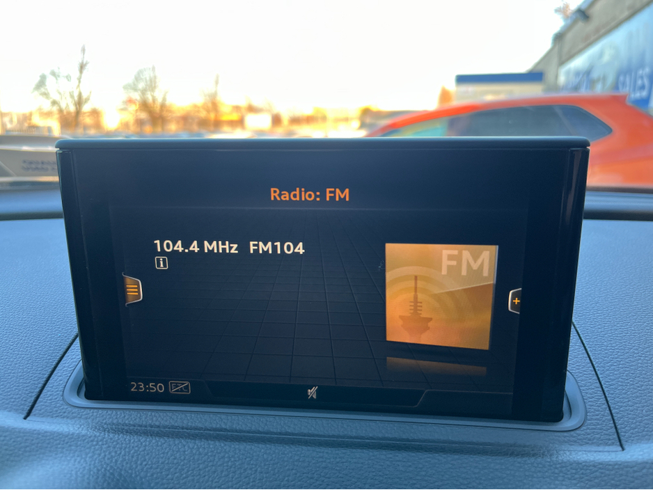 2020 Audi A3 S-LINE HATCHBACK AUTOMATIC 1.4 PETROL //ONLY 5653 MILES//HIGH SPEC//HEATED HALF LEATHER SEATS//KEYLESS ENTRY//REVERSE CAMERA//BLIND SPOT WARNING//CARPLAY// €25,950