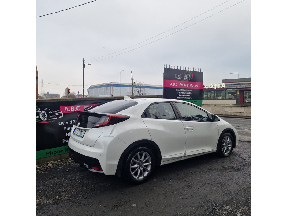 2016 Honda Civic 1.6 I-DTEC Sport €9,450