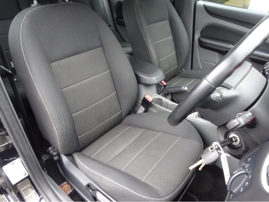 2011 Ford Focus 1.6 TDCI SPORT 108BHP 5 DOOR TAXED AND NCT'D KEY 170 €2,950