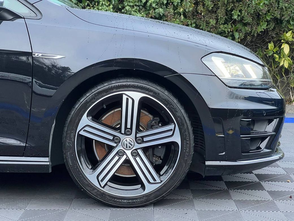 2015 Volkswagen Golf R 4MOTION 2.0 TSI // 300 BHP // CADIZ DIAMOND CUT ALLOYS // LEATHER HEATED SPORT SEATS €25,900