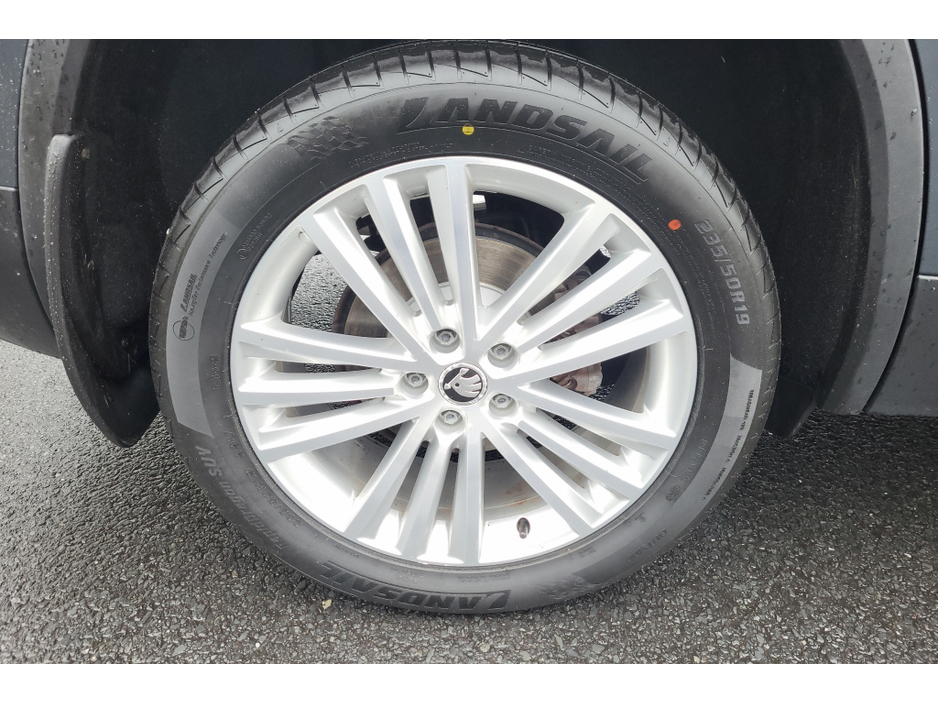 2020 Skoda Kodiaq 7S STYLE 2.0 TDI 150BHP DSG  *** Skoda Umbrella x 2 / Full Leather / Sat Nav / Reversing Camera *** €35,900