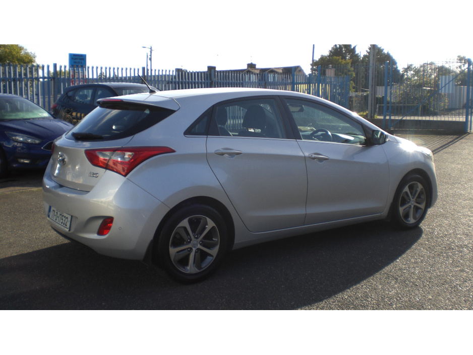 2017 Hyundai i30 I 30 1.6 DELUXE 5DR €10,900