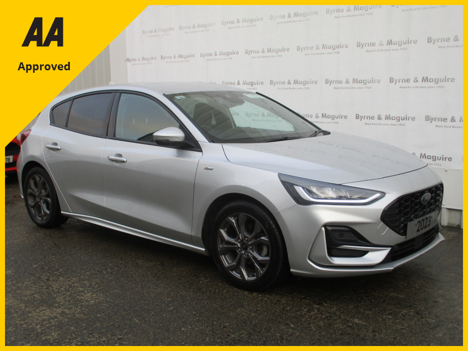2023 Ford Focus ST-LINE 1.0 PETROL   TOP OF THE RANGE MODEL WITH ONLY 54000 KMS,  FULLY SERVICE WITH 12 MONTHS WARRANTY AND 12 MONTHS AA COVER. €28,500