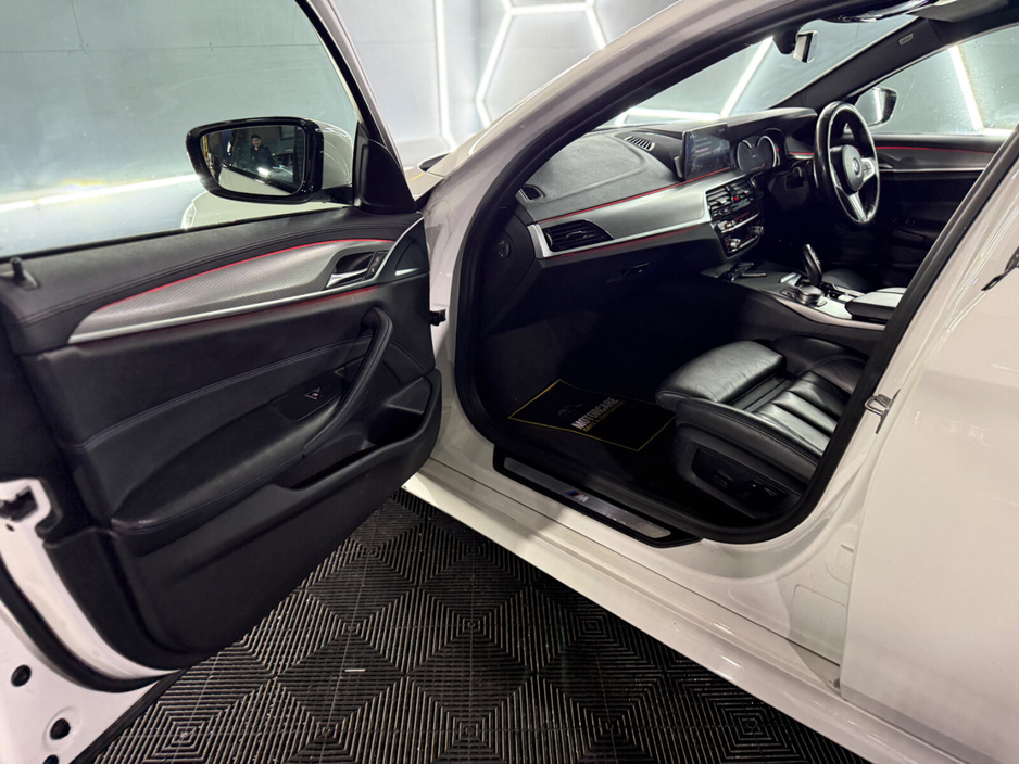 2017 BMW 5 Series 530e M Sport Auto €21,950