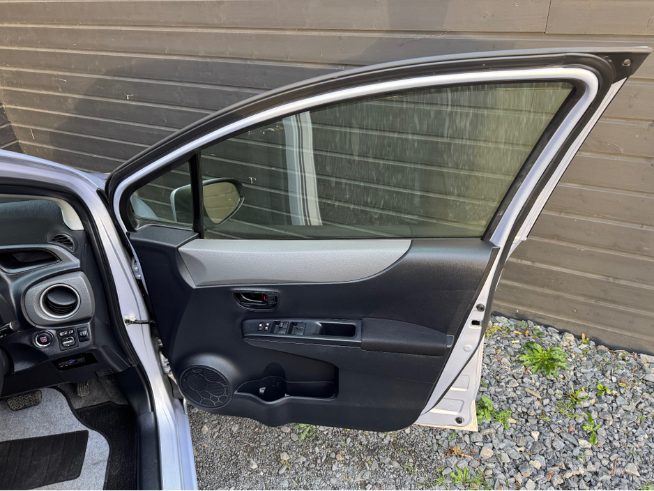 2012 Toyota Yaris 1.0 VITZ 5DR AUTO €6,995