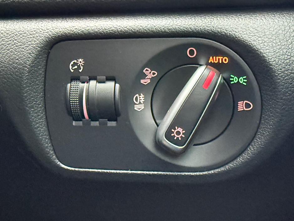 2018 Audi Q3 1.4TFSI 150 CoD SE ultra €19,900