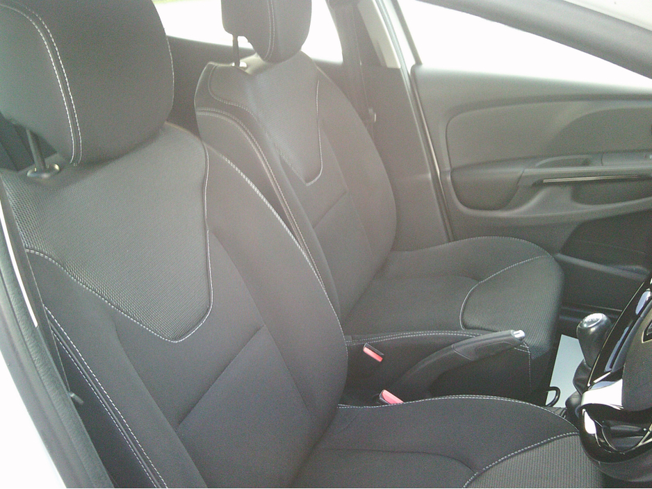 2016 Renault Clio NEW NCT 2028, DYNAMIQUE SAT./NAV., €270 TAX , LOW KMS. S./HISTORY. €8,999