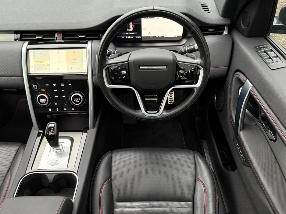 2022 Land Rover Discovery Sport P300E R-DYNAMIC SE €37,950