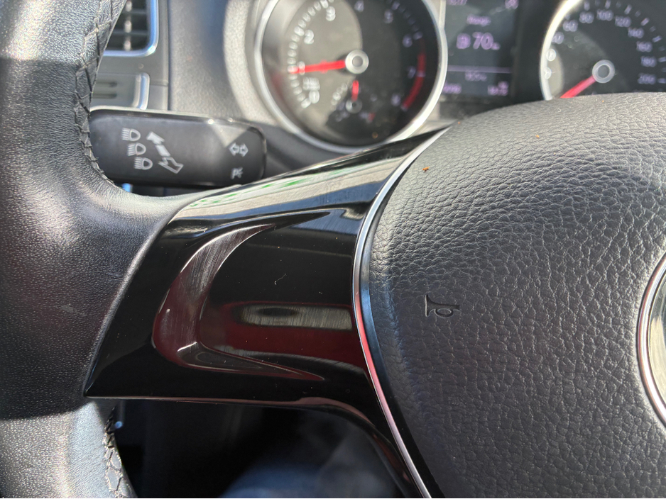 2015 Volkswagen Polo 1.2i TSI Petrol Automatic Comfortline €12,250