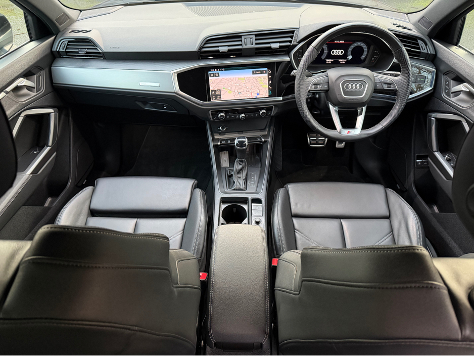 2024 Audi Q3 S LINE 45 TFSI E//LOW MILEAGE//FULL LEATHER//REVERSE CAMERA//FINANCE PACKAGES// €46,950