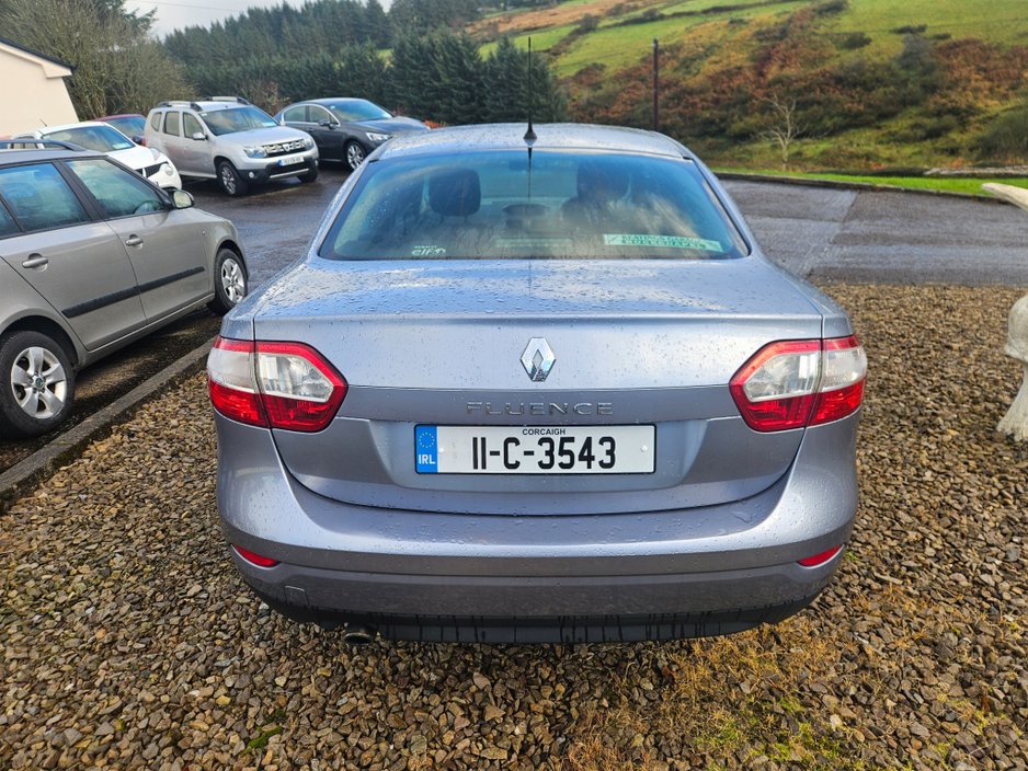 2011 Renault Fluence 1.5 DCI 86 ROYALE 4DR €2,800