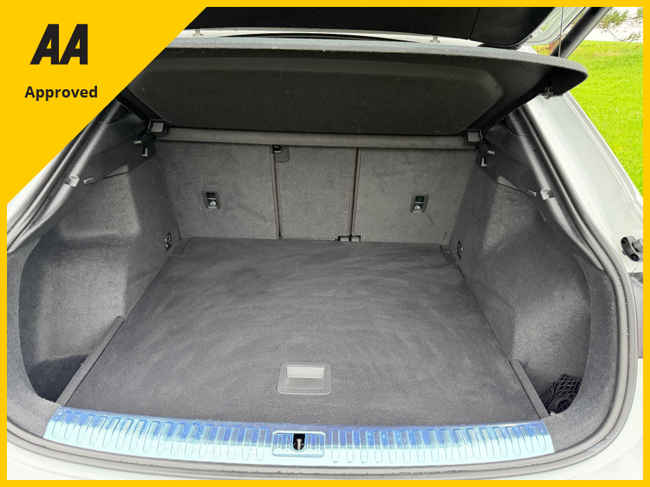 2022 Audi Q3 1.5 SPORTBACK S LINE €41,995