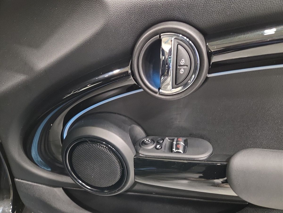 2022 MINI Hatch Electric Level 2 €20,950