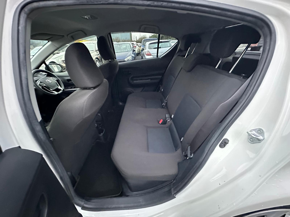 2018 Toyota Aqua 1.5L Petrol Hybrid Automatic Low Mileage (8137) €12,595