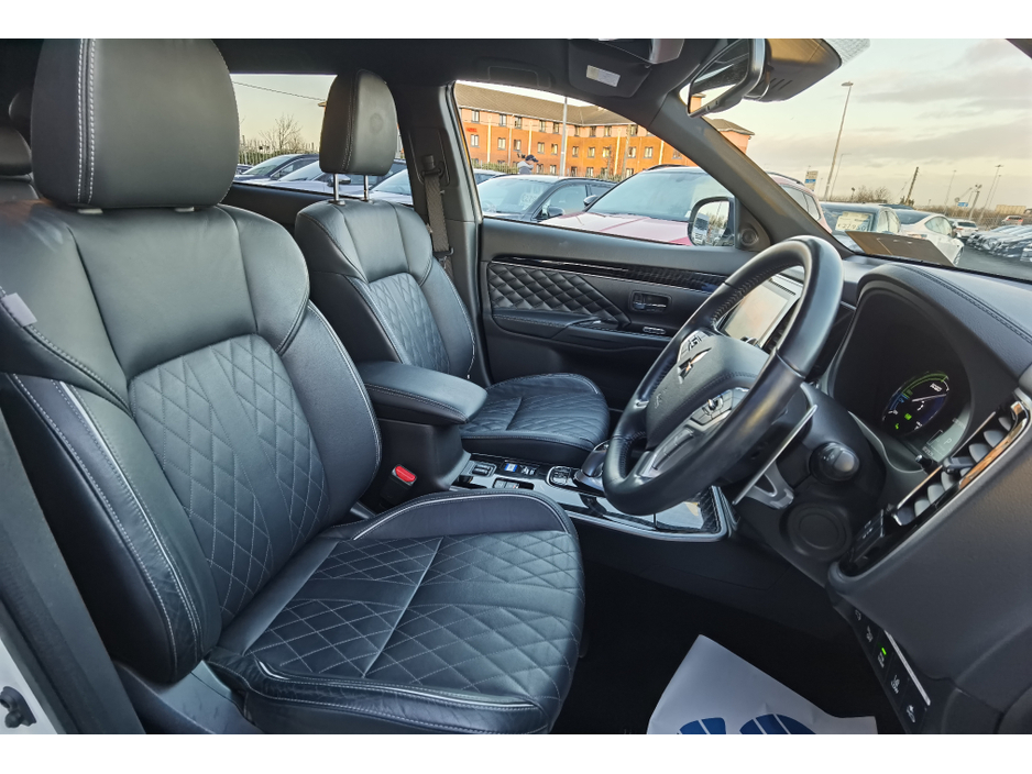 2020 Mitsubishi Outlander 2.4 EXCEED SAFETY AUTOMATIC PETROL PLUG-IN HYBRID - FINANCE AVAILABLE - CALL US TODAY ON 01 492 6566 OR 087-092 5525 €22,950