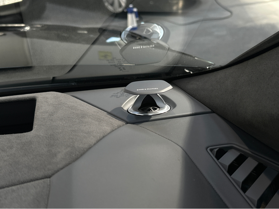 2025 Lamborghini Urus URUS S-E 4X4 V8 TWIN TURBO €359,950