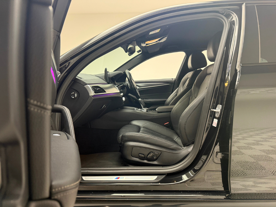 2021 BMW 5 Series 530E M SPORT €36,990