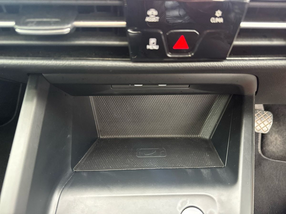 2023 Volkswagen Golf 2.0 TDI 115HP Life €24,975