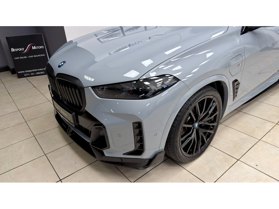 2025 BMW X5 XDRIVE50E M SPORT AUTO €99,250