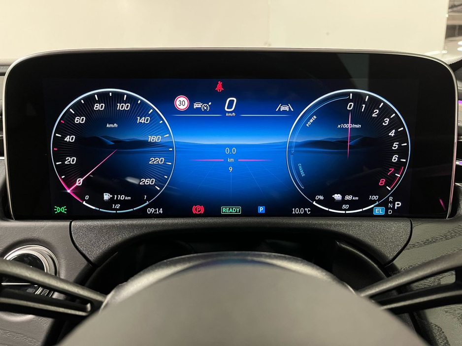 2026 Mercedes-Benz E Class 300e AMG - 19 Inch Alloys - Reversing Camera - Ambient Lighting - Sat Nav - Climate Control - Electric Heated Memory Seats - Keyless Start - Apple CarPlay/Android Auto €88,006