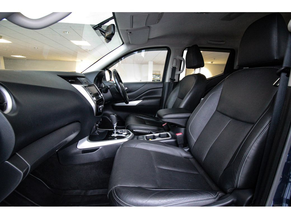 2021 Nissan Navara TEKNA 2.3DCi AUTOMATIC €32,899