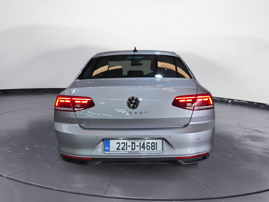2022 Volkswagen Passat BUSINESS 2.0 TDI MANUAL 6SPEED FWD 150 4DR €27,000