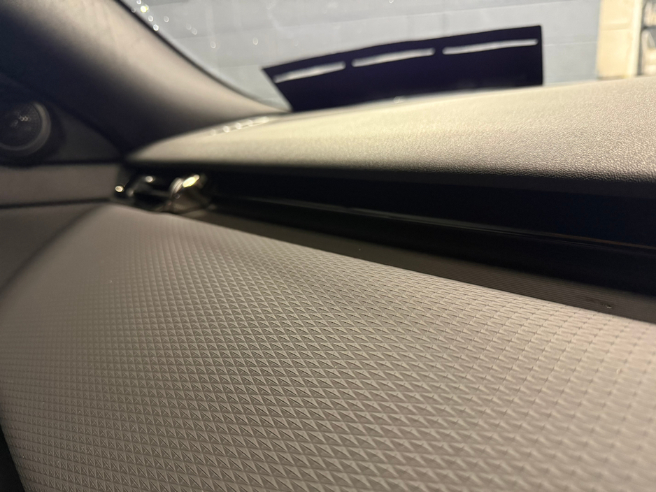 2021 Land Rover Range Rover Evoque 1.5 I3 PHEV 300 PS AWD Auto R-Dynamic S €35,900