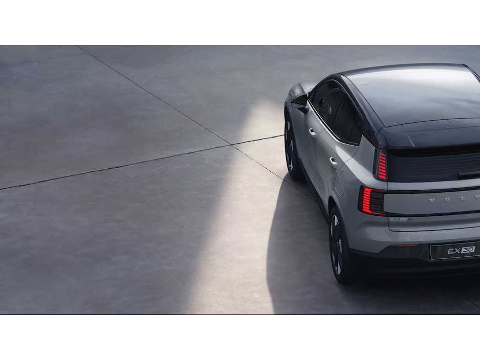 2026 Volvo EX30 Vapor Grey Extended Range Plus with Indigo interior