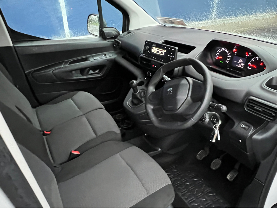 2020 Peugeot Partner 1.5 BLUE HDI 75 PANELL PANELLED 6.2 3 €9,900