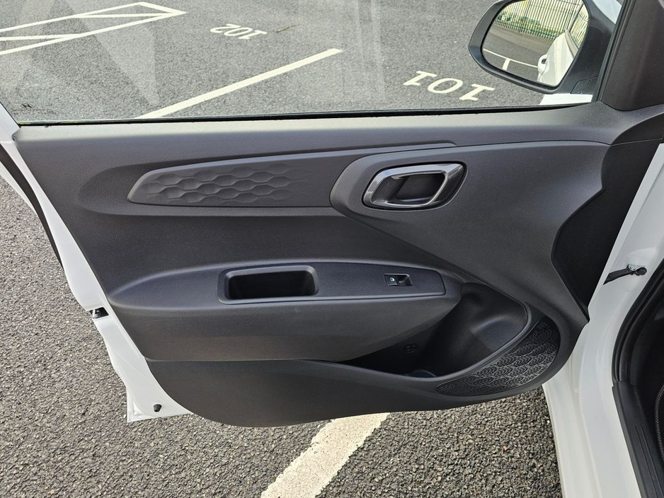 2021 Hyundai i10 1.0 PETROL Deluxe Plus MODEL LOW MILEAGE, FINANCE, NEW NCT, WARRANTY, 5 STAR REVIEWS €13,995