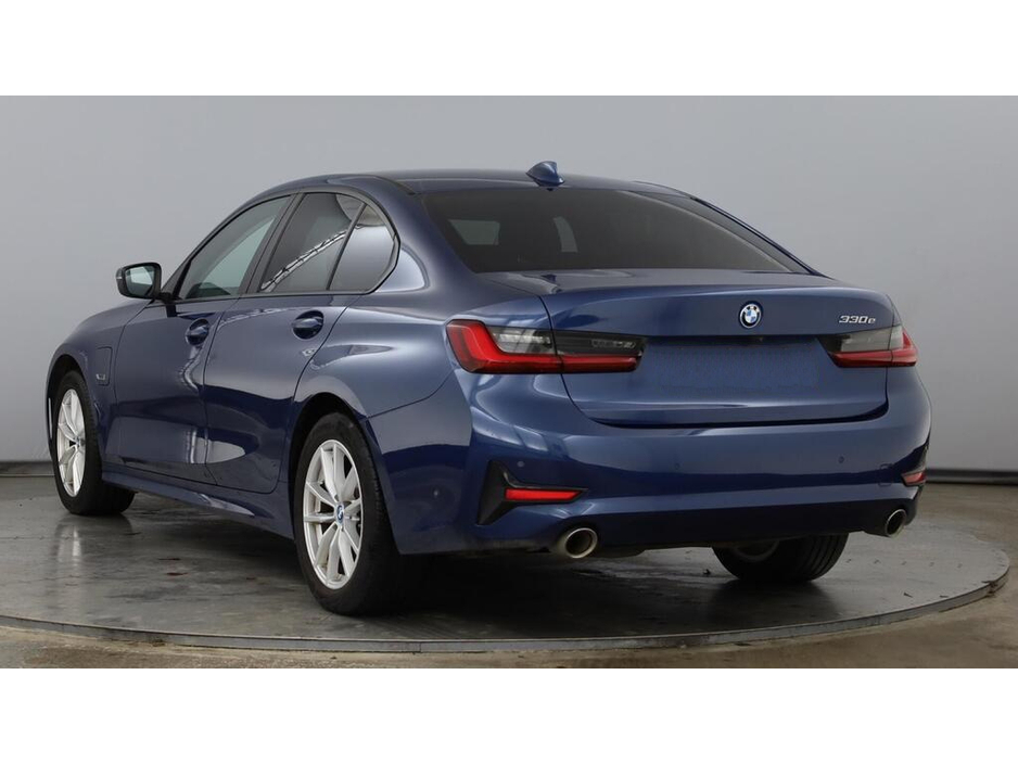 2021 BMW 3 Series 330E PRO COMFORT €21,950