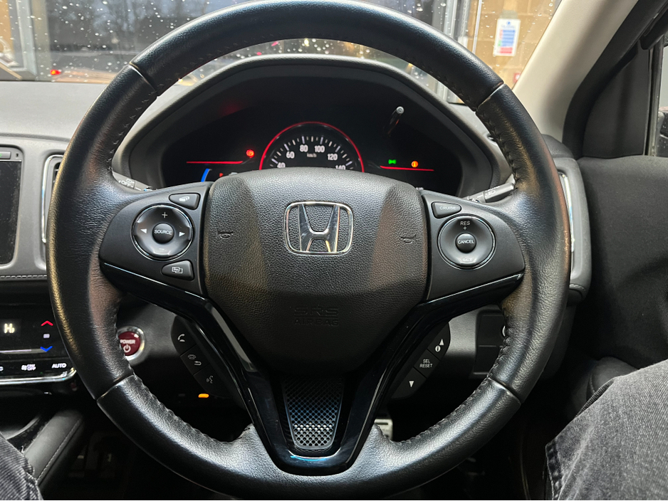 2015 Honda Vezel €15950! 2015 HONDA VEZEL HYBRID X 1.5 AUTOMATIC / REVERSE CAMERA / CRUISE CONTROL €15,950