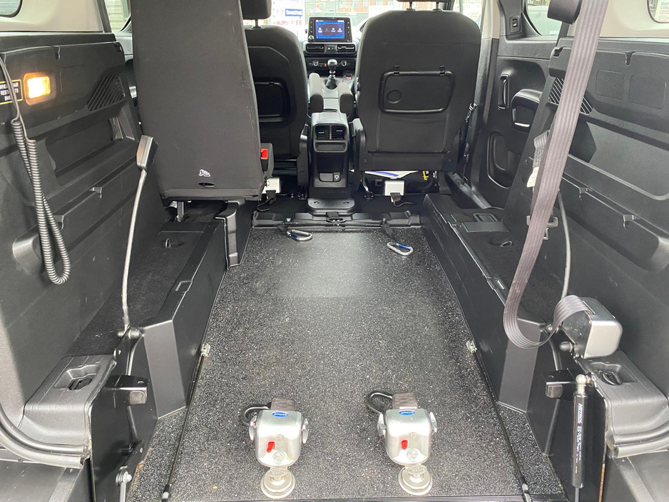 2019 Peugeot Rifter HORIZON RE 3 Seats +Wheelchair €21,950