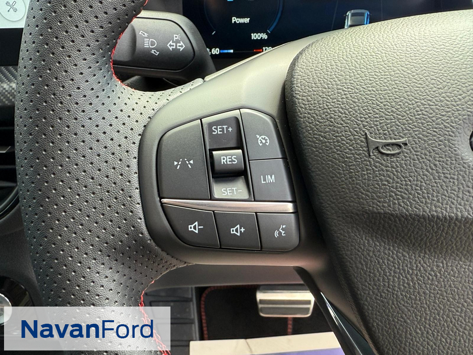 2026 Ford Kuga NEW Kuga St-Line 2.5 Plug-in Hybrid 243PS €46,200