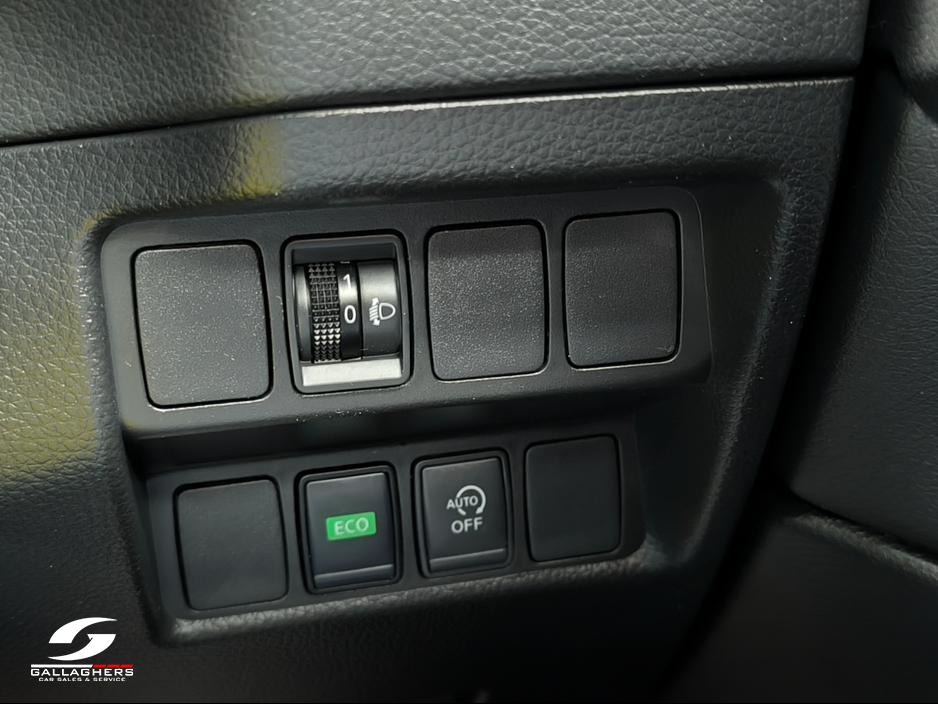 2021 Nissan Qashqai (211) SE 1.5 DCI AUTOMATIC PAN ROOF €21,995