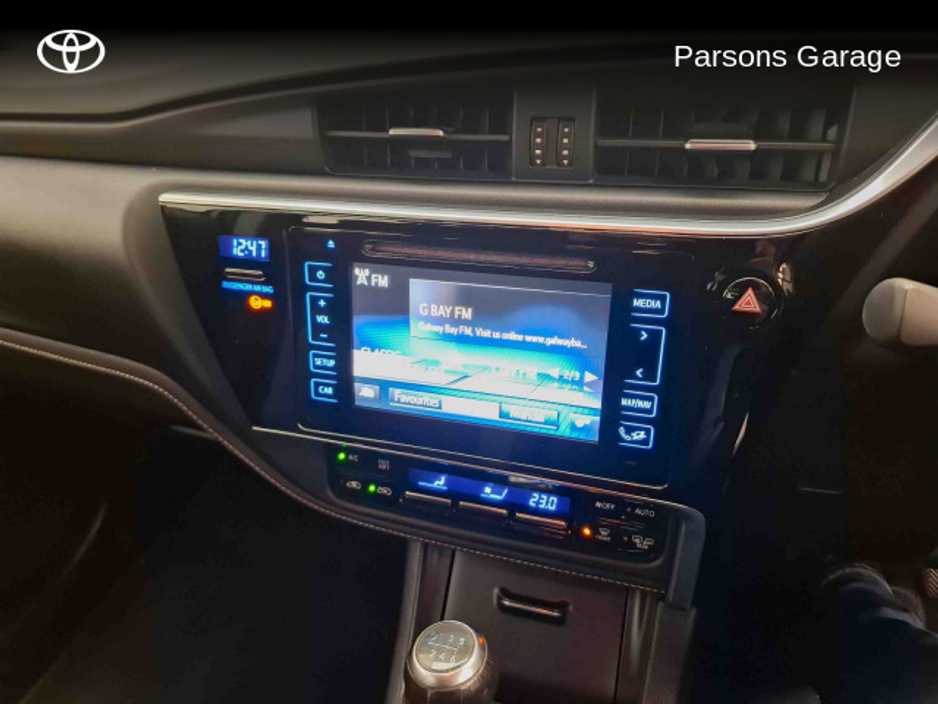 2016 Toyota Auris AURIS 1.2T 5DR LUNA €14,995