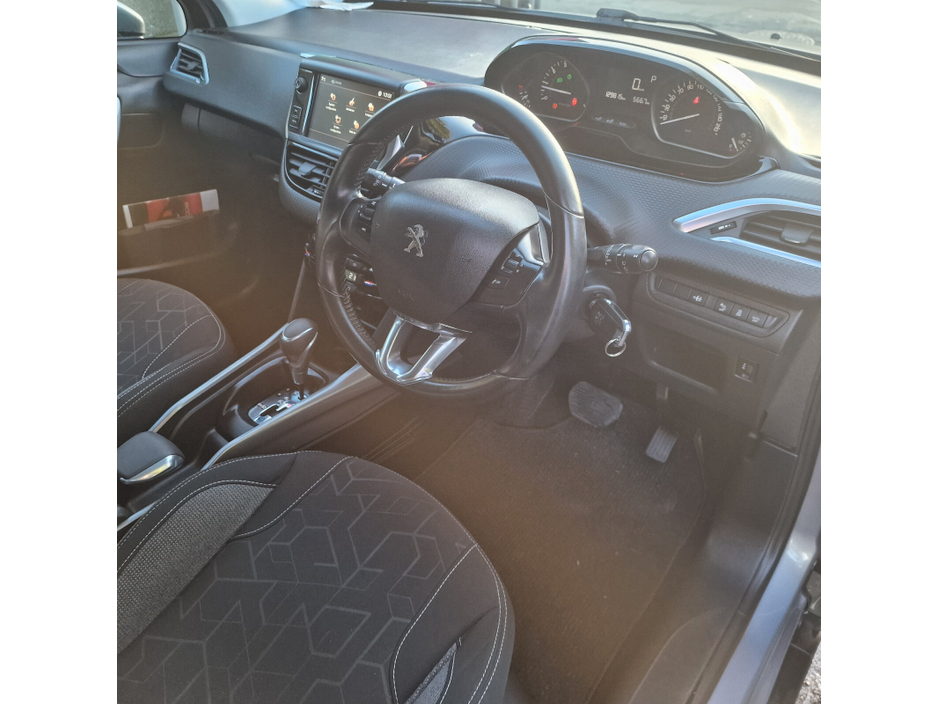 2017 Peugeot 2008 1.2 PureTech 110bhp Automatic S&S Active €11,450